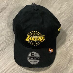 Los Angeles Lakers baseball hat black & gold